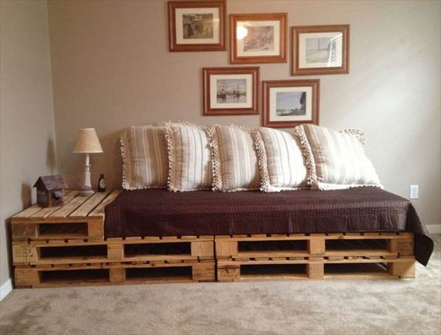 21 DIY Pallet Sofa Plan And Ideas